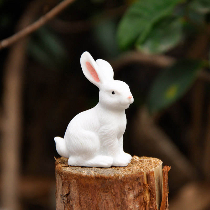 8cm Roisín Bunny Cásca Figurine Decor Set